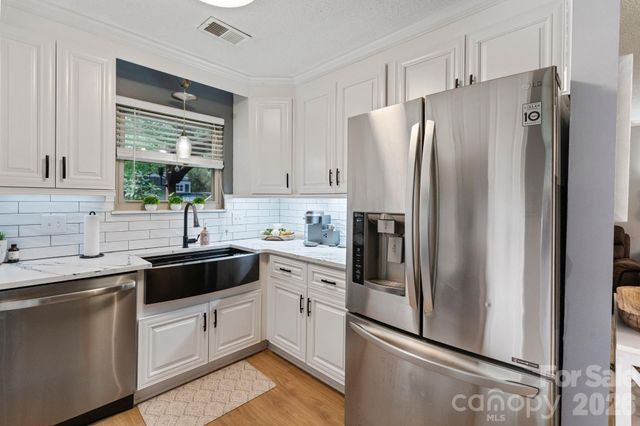 6129 Old Meadow Road, Mint Hill, NC 28227