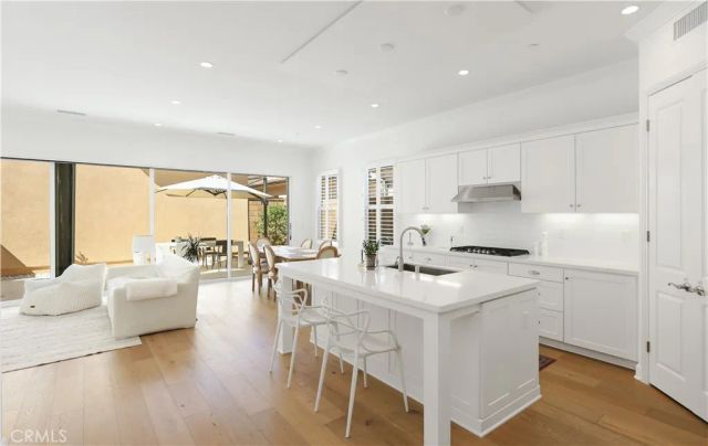 80 Meander, Irvine, CA 92620