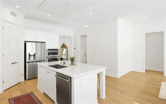 80 Meander, Irvine, CA 92620