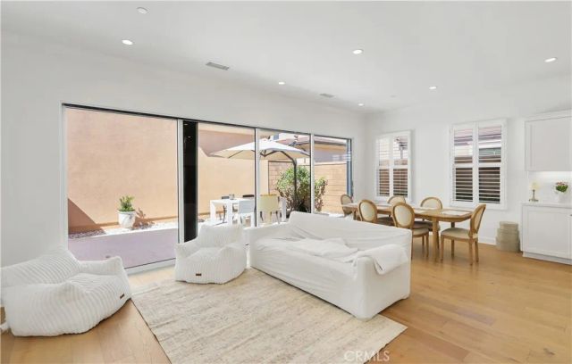 80 Meander, Irvine, CA 92620