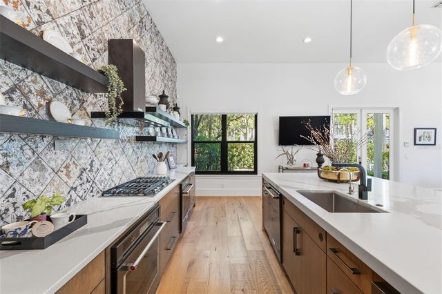 904 ANCHORAGE ROAD, Tampa, FL 33602