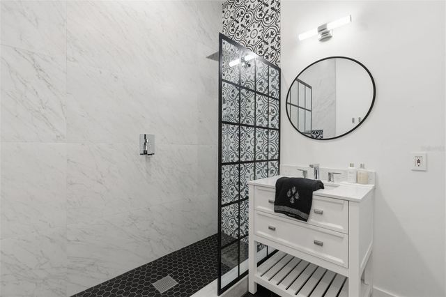 904 ANCHORAGE ROAD, Tampa, FL 33602