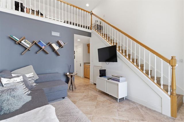 904 ANCHORAGE ROAD, Tampa, FL 33602