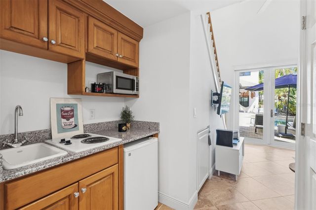 904 ANCHORAGE ROAD, Tampa, FL 33602