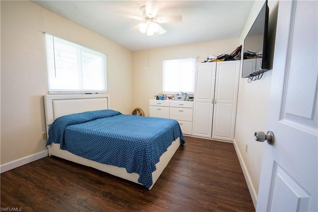 13 Hamlin CT, Lehigh Acres, FL 33936