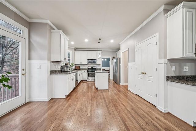 342 Breezewood Court, Suwanee, GA 30024