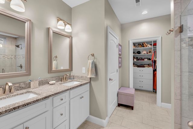 324 Holly Oaks Lane, Inman, SC 29349