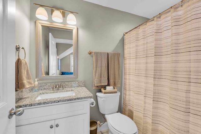 324 Holly Oaks Lane, Inman, SC 29349