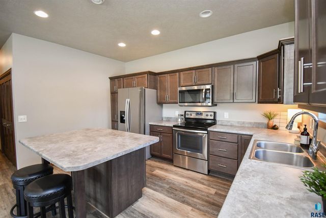 500 W Cascade St, Sioux Falls, SD 57108