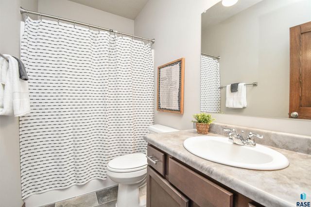 500 W Cascade St, Sioux Falls, SD 57108