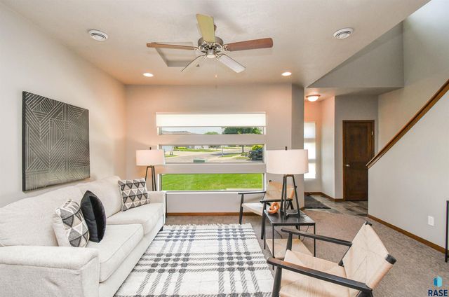 500 W Cascade St, Sioux Falls, SD 57108