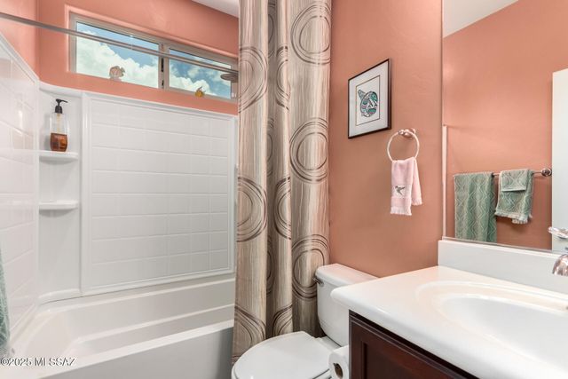 10262 S White Surrey Drive, Vail, AZ 85641