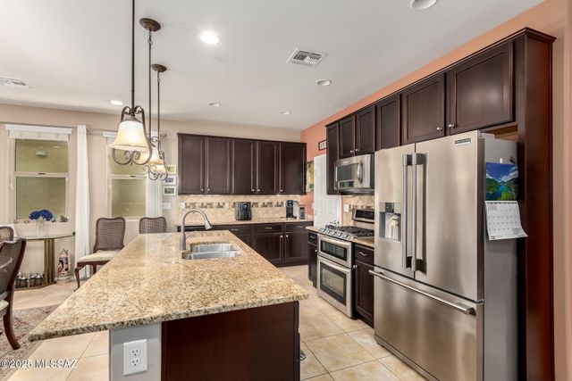 10262 S White Surrey Drive, Vail, AZ 85641