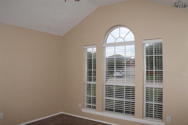 5301 PEPPERBUSH DRIVE, Wichita Falls, TX 76310