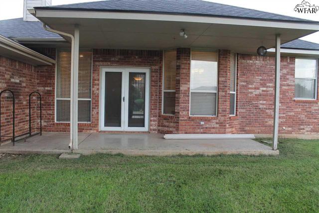 5301 PEPPERBUSH DRIVE, Wichita Falls, TX 76310