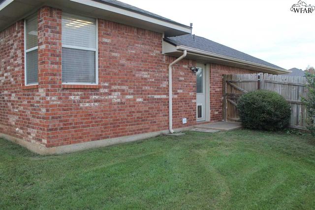5301 PEPPERBUSH DRIVE, Wichita Falls, TX 76310