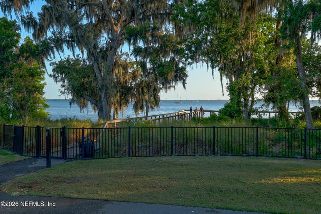 351 LADYSLIPPER Drive, St. Johns, FL 32259
