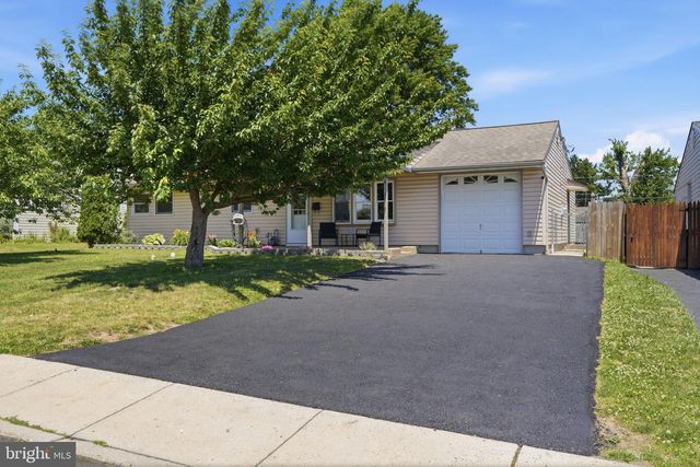 235 WALTHAM RD, Fairless Hills, PA 19030