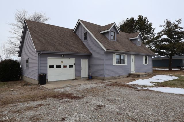 1003 N State Road 3, Westport, IN 47283