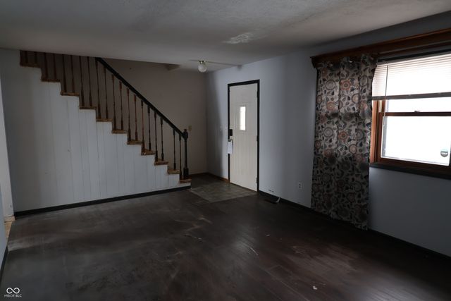 1003 N State Road 3, Westport, IN 47283