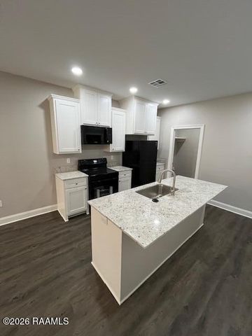 118 Millie Park Drive, Lafayette, LA 70506