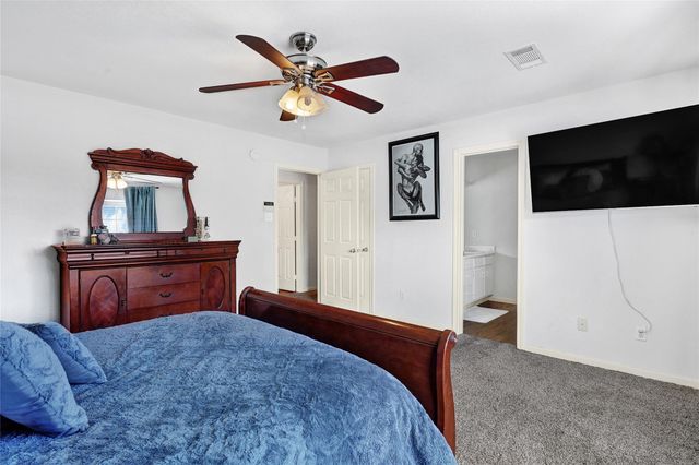 10100 Spring Place Drive, Houston, TX 77070