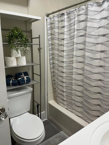 605 S 10th Street, Slaton, TX 79364