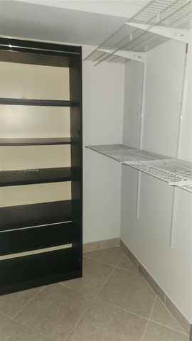 2920 Point East Dr N607, Aventura, FL 33160