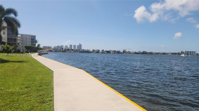 2920 Point East Dr N607, Aventura, FL 33160