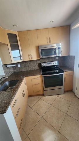 2920 Point East Dr N607, Aventura, FL 33160