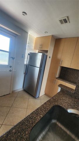 2920 Point East Dr N607, Aventura, FL 33160