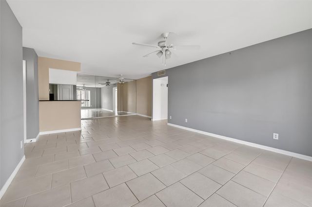 14555 Wunderlich Drive 2208, Houston, TX 77069