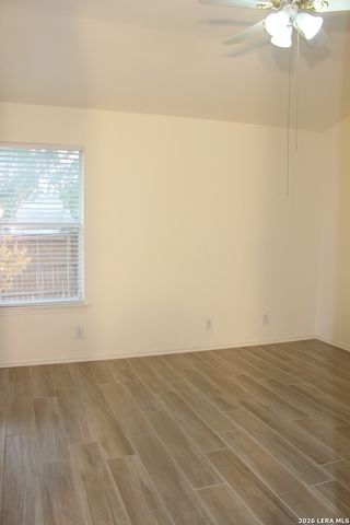 9354 Bartlett, San Antonio, TX 78250