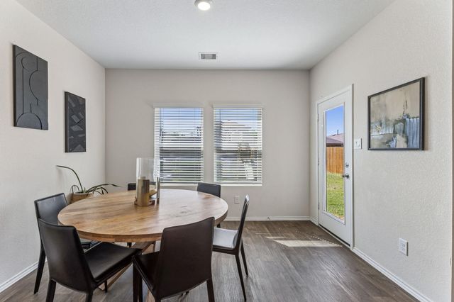 343 Sickle LOOP, Kyle, TX 78640