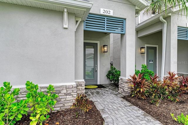 10016 REMBRANDT WAY 202, Bradenton, FL 34201