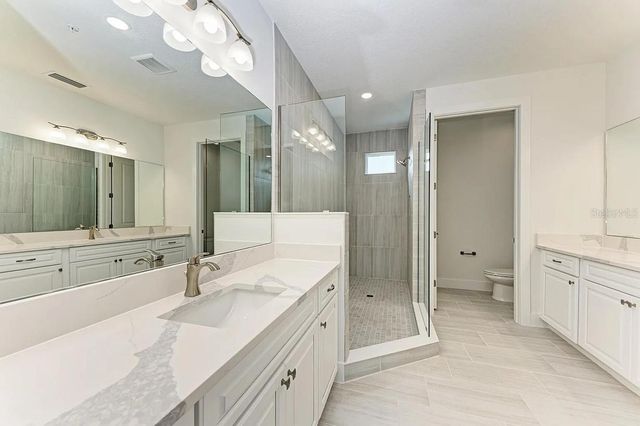 10016 REMBRANDT WAY 202, Bradenton, FL 34201