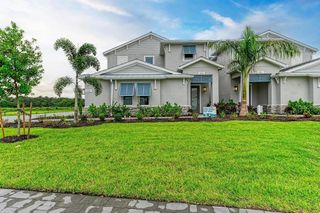 10016 REMBRANDT WAY 202, Bradenton, FL 34201