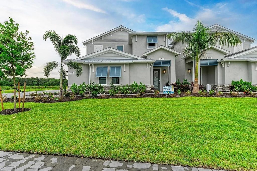10016 REMBRANDT WAY 202, Bradenton, FL 34201