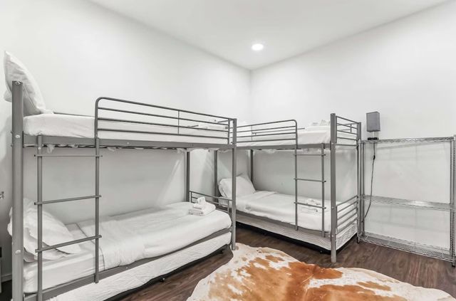 920 South St Apt 220, Nashville, TN 37203