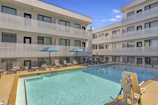 920 South St Apt 220, Nashville, TN 37203