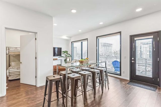 920 South St Apt 220, Nashville, TN 37203