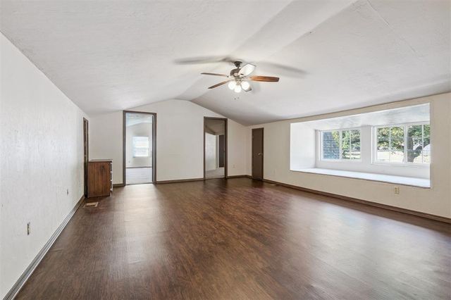 200 N Cedar Mountain Avenue, Edmond, OK 73034