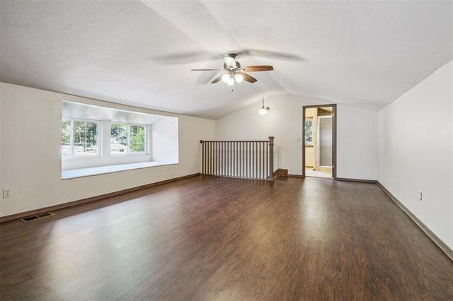 200 N Cedar Mountain Avenue, Edmond, OK 73034