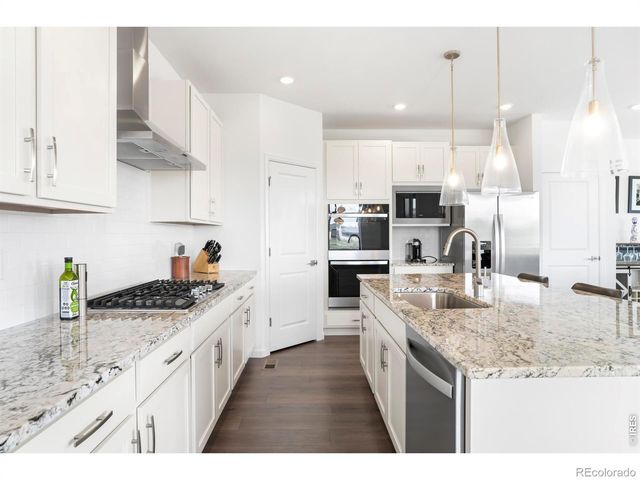 2905 S Flat Circle, Longmont, CO 80503
