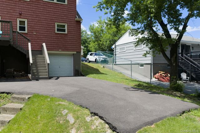 24 Mountain Avenue, Middletown, NY 10940
