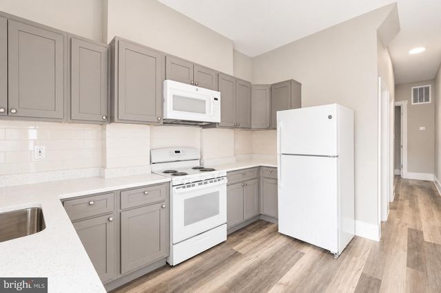 1922 W BALTIMORE ST, Baltimore, MD 21223