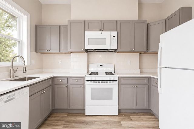 1922 W BALTIMORE ST, Baltimore, MD 21223
