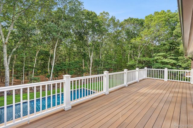 9 Lincoln Street, Sag Harbor, NY 11963