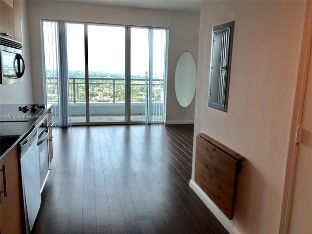 60 SW 13th Street 2519, Miami, FL 33130
