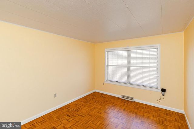 921 PALMER RD, Fort Washington, MD 20744